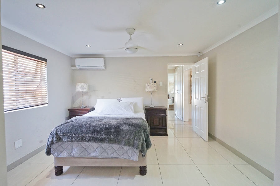 4 Bedroom Property for Sale in Winterstrand Eastern Cape